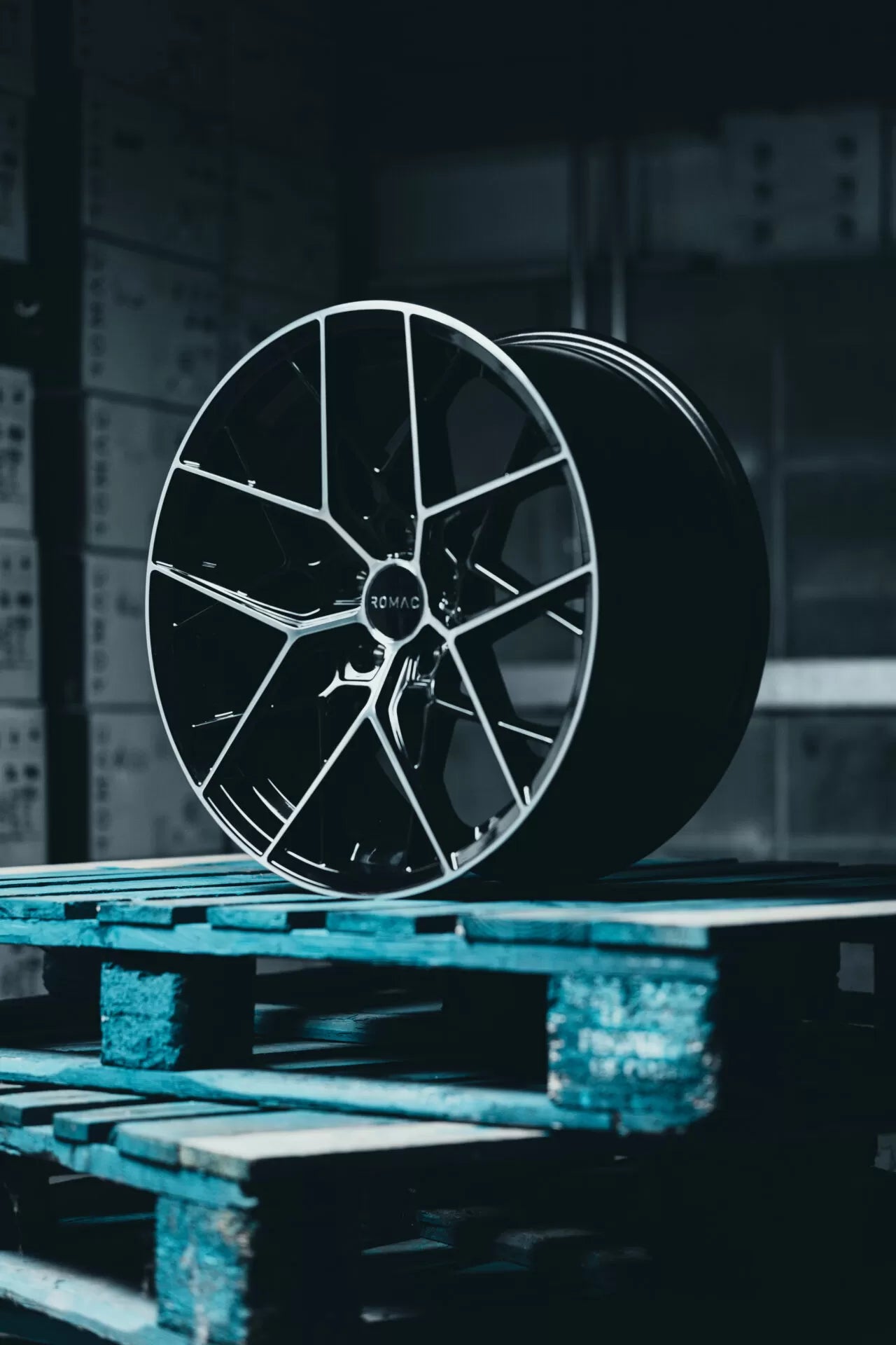 20" Romac Vortex - Black Polished T5 | T6 *Staggered* - 0