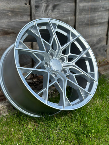 18" Romac Vortex - Silver (VW)