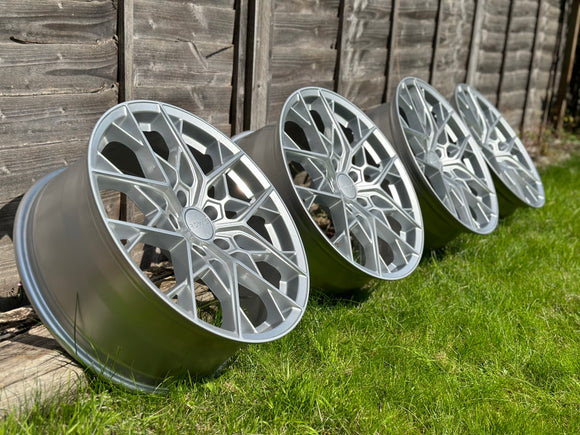 18" Romac Vortex - Silver (VW)