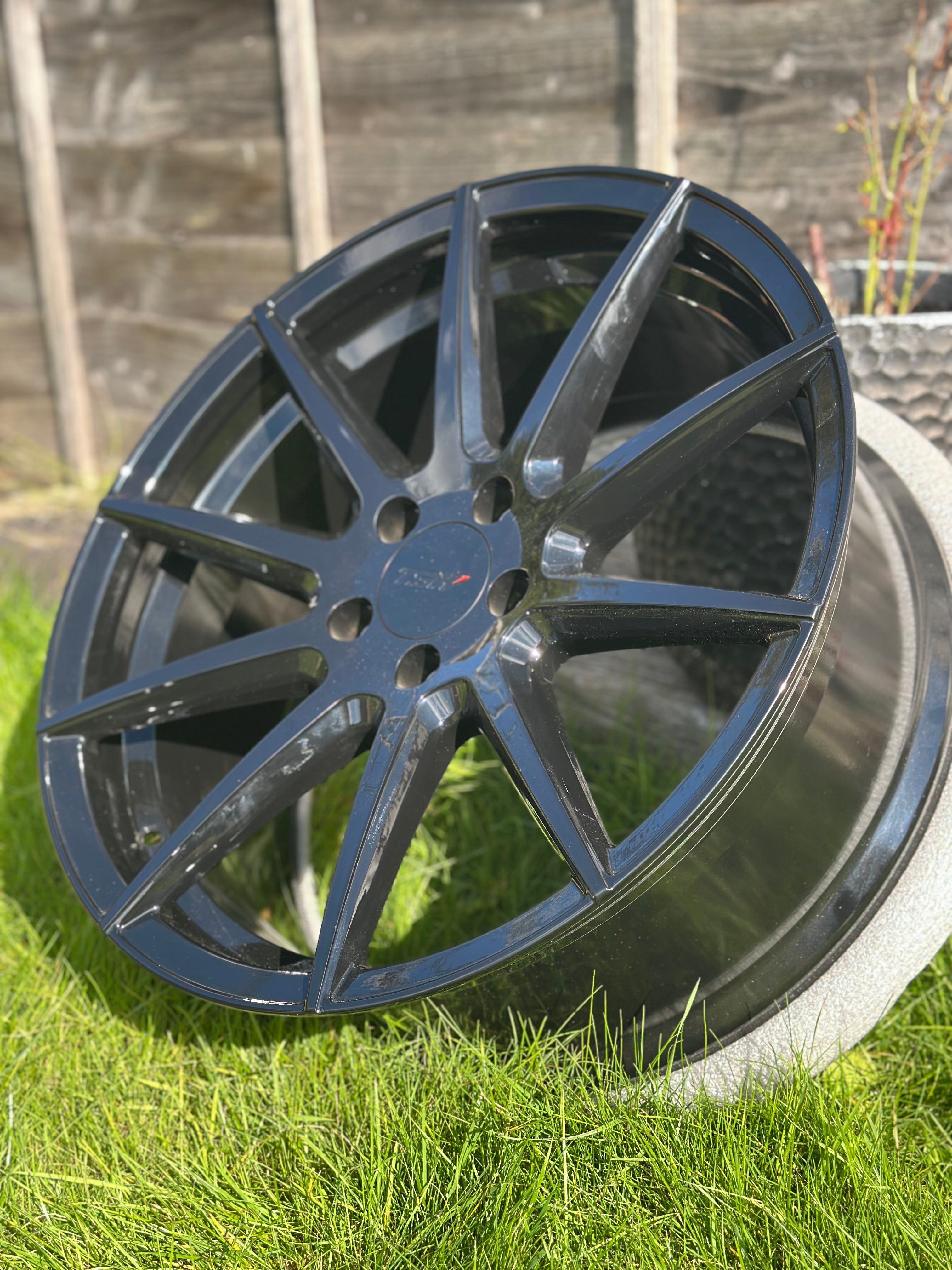 *CLEARANCE* - 19" TSW Clypse - Gloss Black - 5x112 (Audi/VW/SEAT/Skoda/Mercedes) - 0